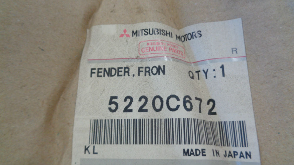 Mitsubishi ZG Outlander Genuine right hand front guard new part