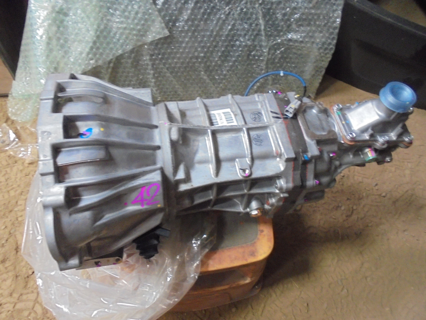 Toyota Hilux Genuine 5 Speed Gear Box Transmission New Part