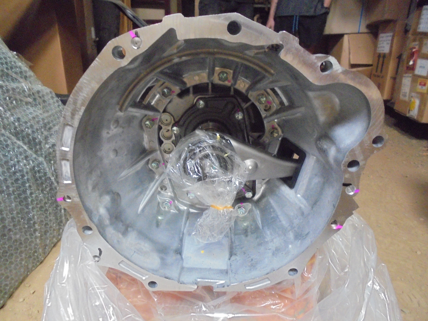 Toyota Hilux Genuine 5 Speed Gear Box Transmission New Part