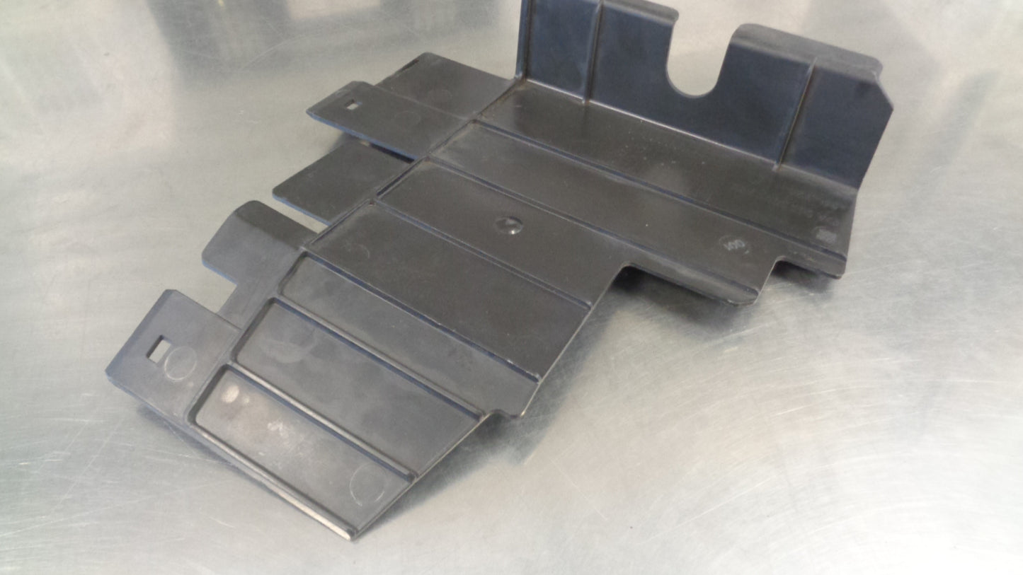 Mercedes Benz Sprinter 906 Genuine Right Air Baffle Shield New Part