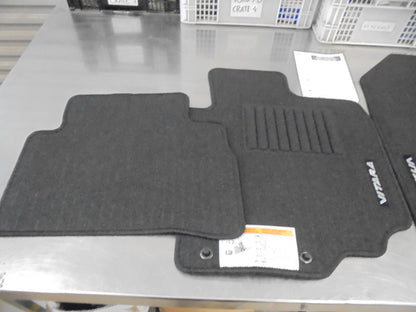 Suzuki Vitara Genuine Front And Rear Carpet Floor Mat Set New Part