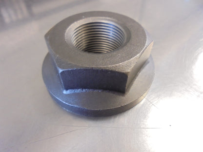 Nissan 720 Genuine Crank Shaft Pully Nut New Part