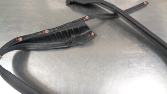 Holden Commodore VE/VF Genuine Front Weatherstrip New Part