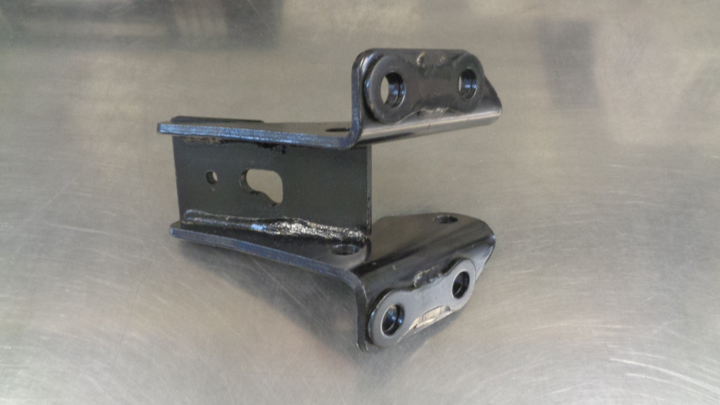 Nissan Patrol Safari Genuine Right Hand Engine Mounting Bracket New Part