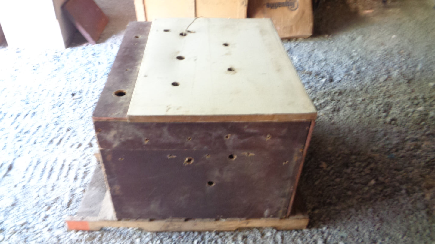 Chicken Hatchling Breeder/Transporter 1000x860x660 VGC Used Part