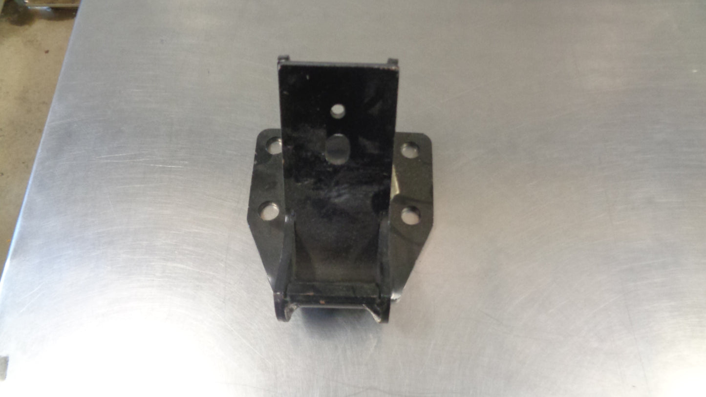 Nissan Patrol Safari Genuine Left Hand Engine Mounting Bracket New Part