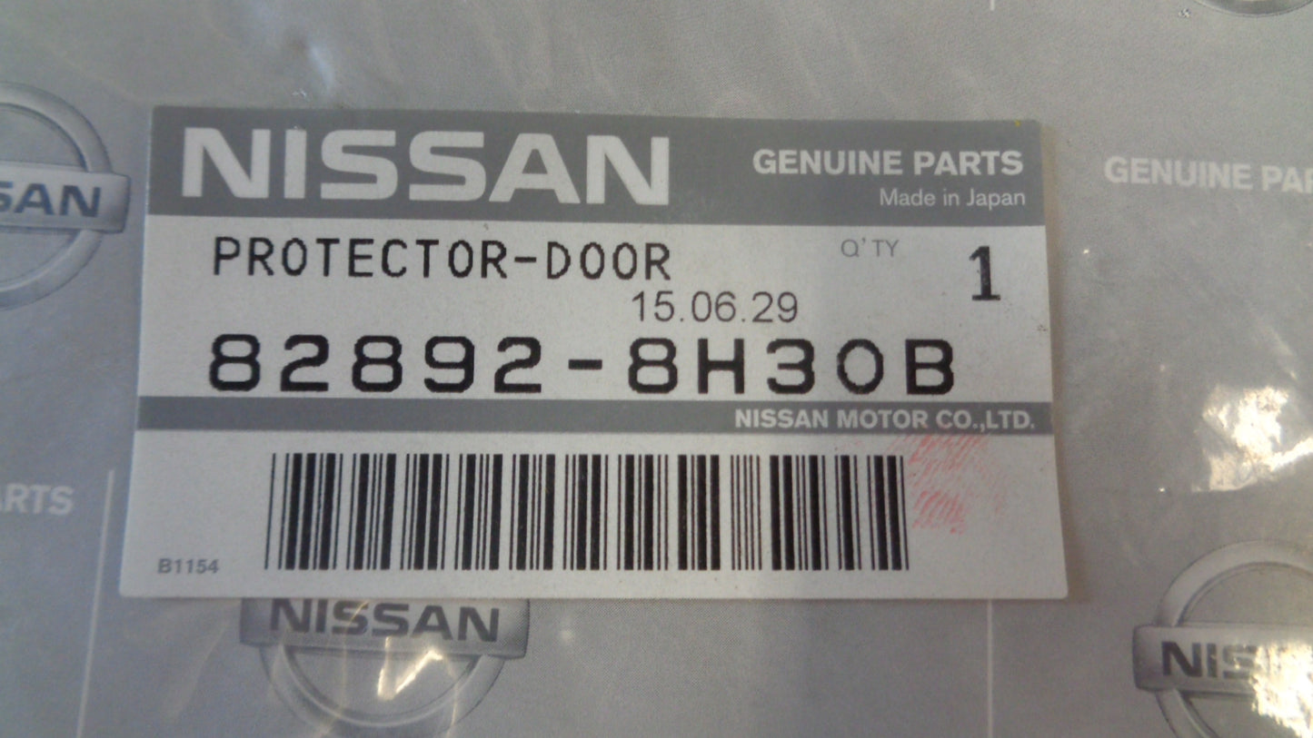 Nissan X-Trail Genuine Right Hand Rear Door Stone Protector New Part