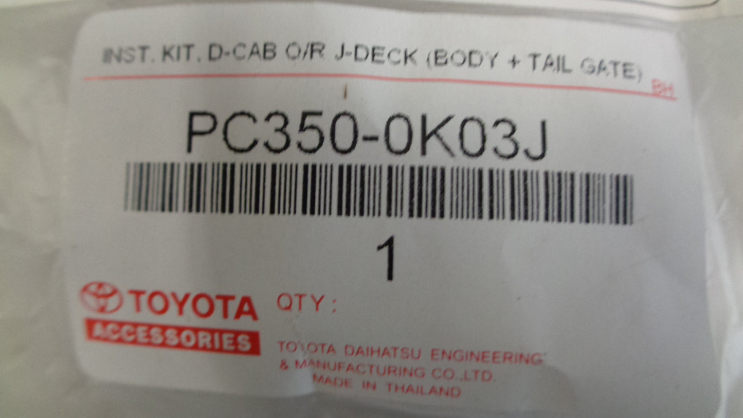 Toyota Hilux Genuine Inst. Kit New Part