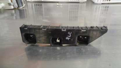Nissan Pathfinder Genuine Front Right Hand Bumper Cover Bracket New Part