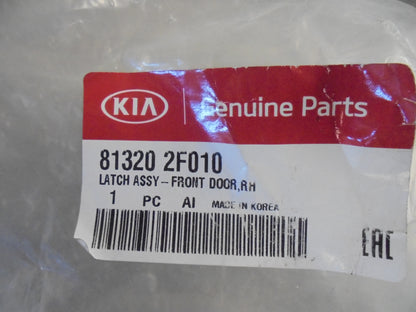 Kia Cerato Sedan Genuine Drivers Front Door Latch Assembly New Part
