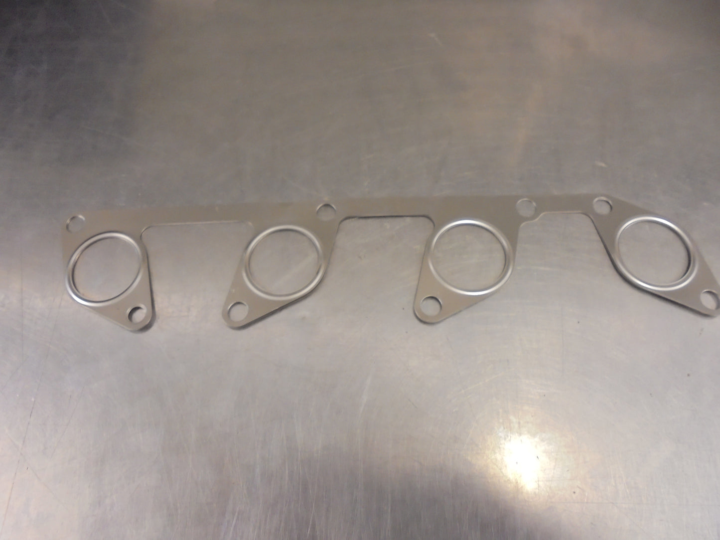 VW Golf-Beetle-Passet-Tiguan-Jetta Genuine Exhaust Manifold Gasket New Part