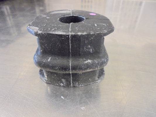 Nissan Qashqai-Xtrail Genuine Front Stabilizer Bush New Part