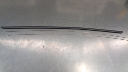 Nissan Murano Genuine Driver Wiper Blade Refill New Part