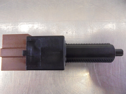 Nissan Genuine Brake Light Clutch Cruise Control Switch New Part