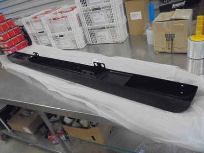 Landrover Defender 90-110-130 Genuine Front Bumper Bar (Black) New Part