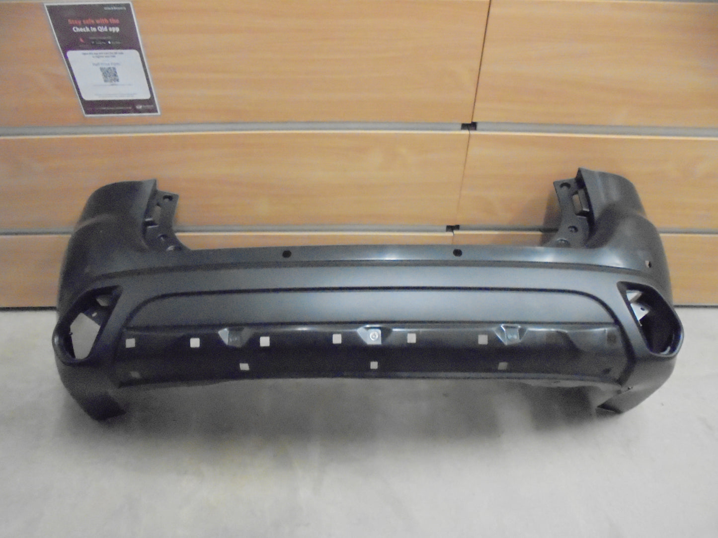 Mitsubishi ZJ Outlander Genuine Rear Bar Cover With Flare And Sensor Holes New Part