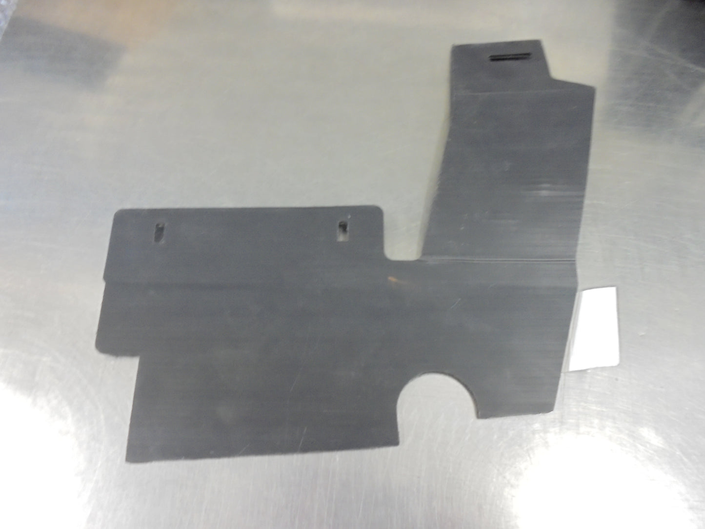 Mercedes Benz printer 906 Genuine Radiator Cover Bottom Left New Part