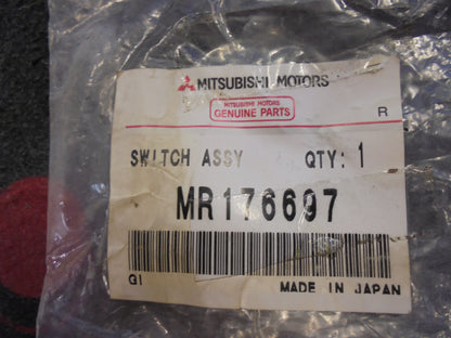 Mitsubishi Triton Genuine Freewheel Clutch Switch New Part