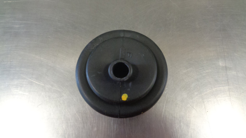 Nissan Pathfinder / D21 Genuine Control Lever Boot New Part – Half ...