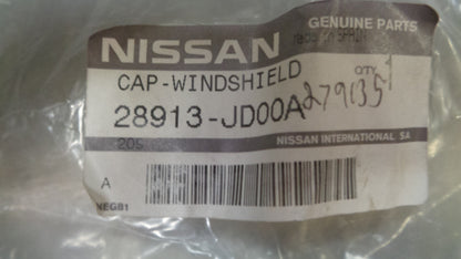 Nissan Qashqai Genuine Windscreen Washer Lid  New Part
