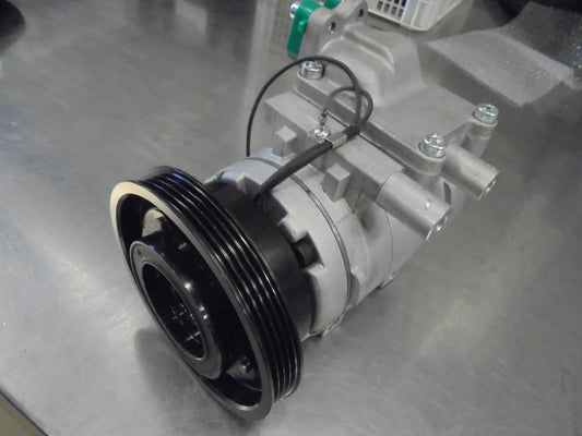OEX Air Conditioning Compressor 12V Suits Hyundai Getz 1.3Ltr-1.4Ltr-1.5Ltr New Part