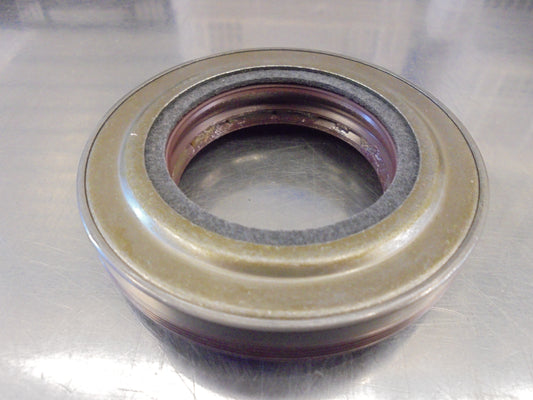 Mercedes Benz Sprinter Rear Axel Differential Diff Pinion Seal New Part