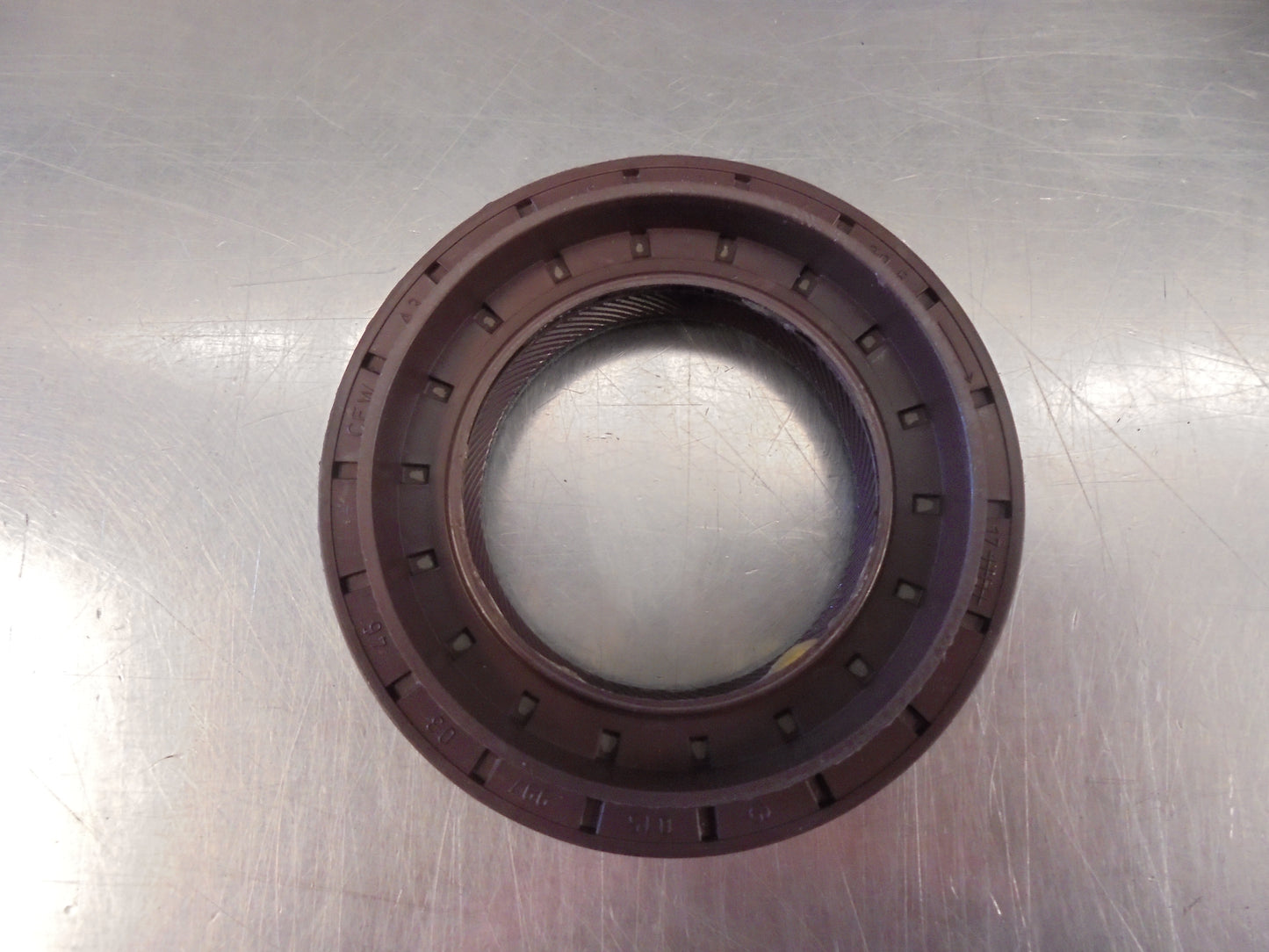 Mercedes Benz Sprinter Rear Axel Differential Diff Pinion Seal New Part