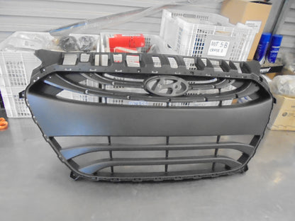 Hyundai Elantra Sedan Genuine Front Grille New Part