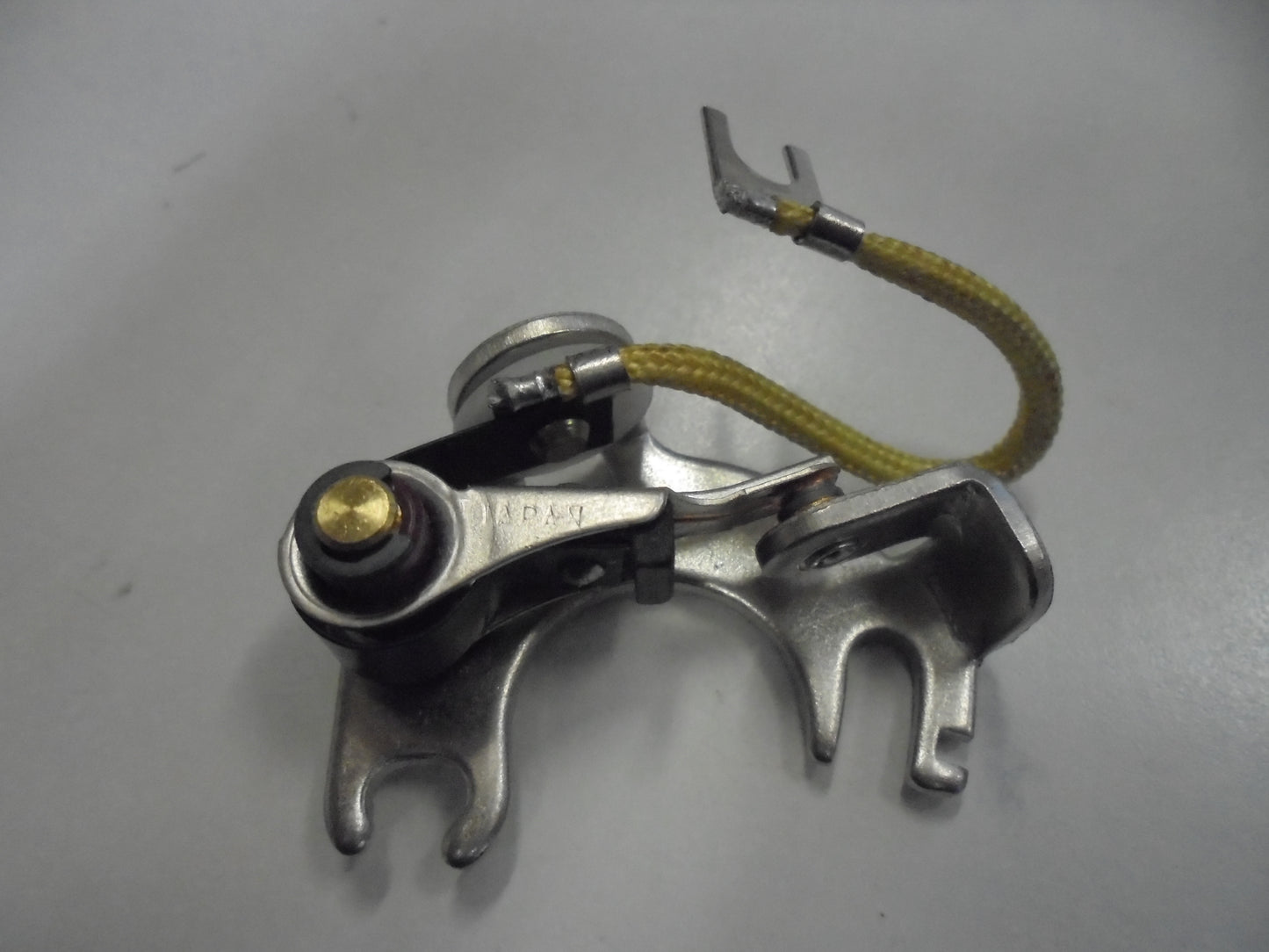 Holden Gemini TX-TG/Jackaroo 2.0Ltr Genuine Ignition Points New Part