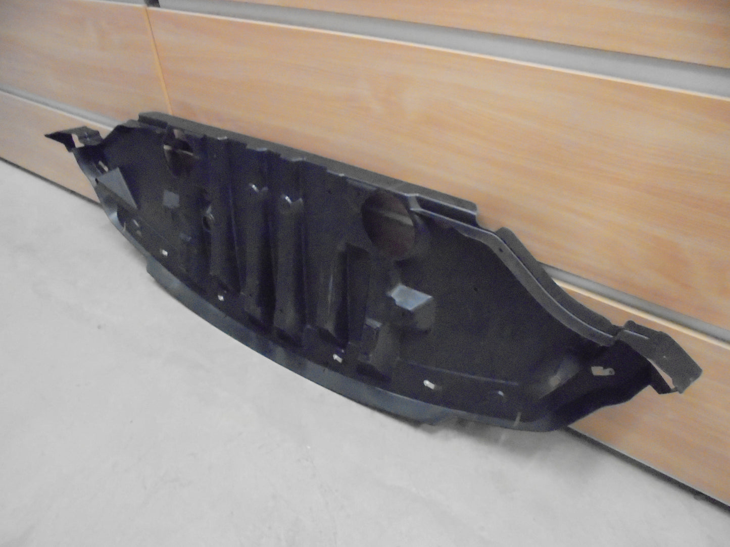 Holden VE SS Series II Genuine Lower Facia Bumper Extension New Part