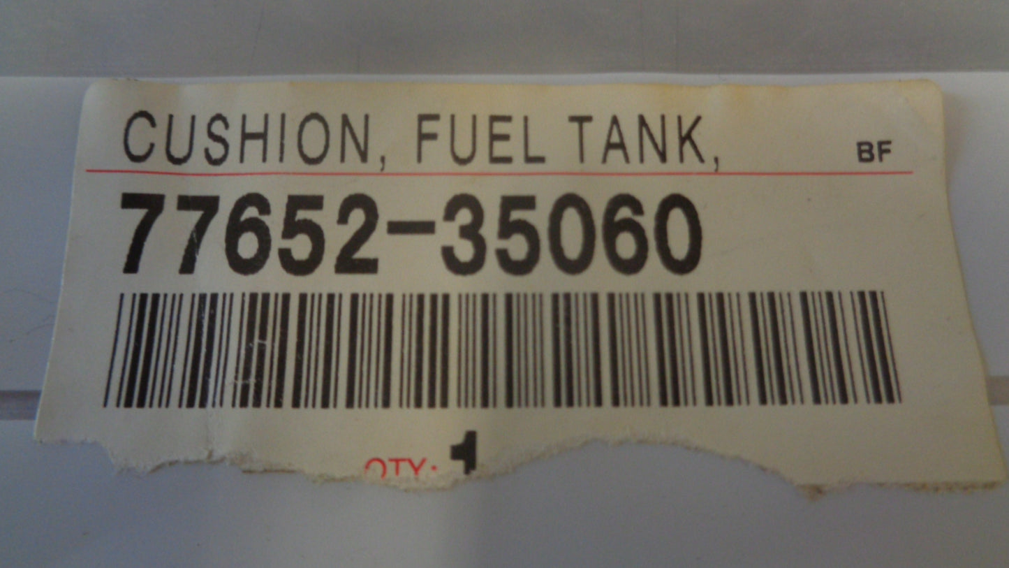 Toyota FJ Cruiser / 4Runner Genuine Fuel Tank Cushion No.2 New Part