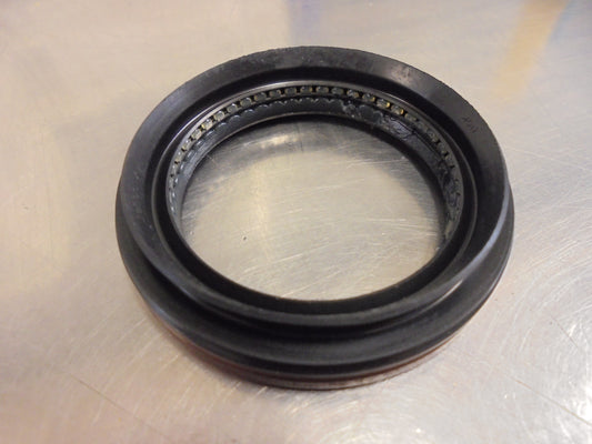 Nissan Murano-Qashqai-X-Trail Genuine Converter Differential Oil Seal New Part