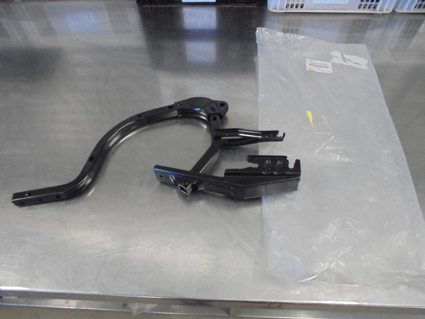 Toyota Camry/Aurion Genuine Right Hand Rear Boot Hinge New Part