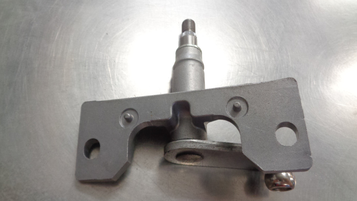 Isuzu FTR Truck Genuine Front Wiper Pivot ASM New Part
