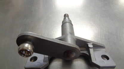 Isuzu FTR Truck Genuine Front Wiper Pivot ASM New Part
