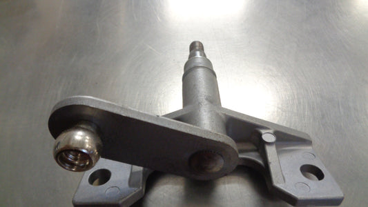 Isuzu FTR Truck Genuine Front Wiper Pivot ASM New Part