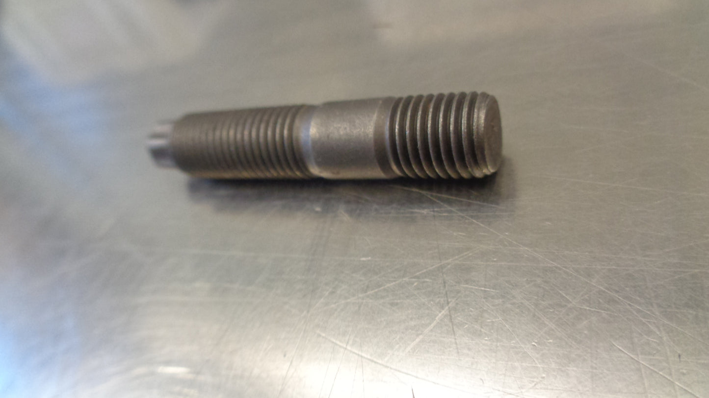 Toyota 4 Runner / Pick up Genuine Manifold to Cylinder Head Stud New Part