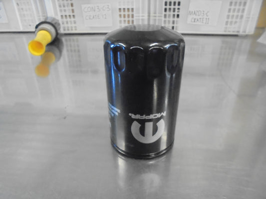 Jeep PT Cruiser-Diahatsu Rocky 2.0ltr-Ford Escort-Hilux  Genuine Oil Filter New Part