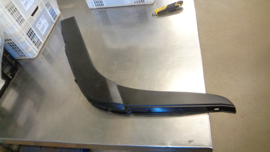 Isuzu FRD 900 Genuine Left Hand Front Wing Extender New Part