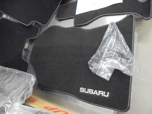 Subaru Forester Genuine Front And Rear Set Of Carpet Mat Set New Part