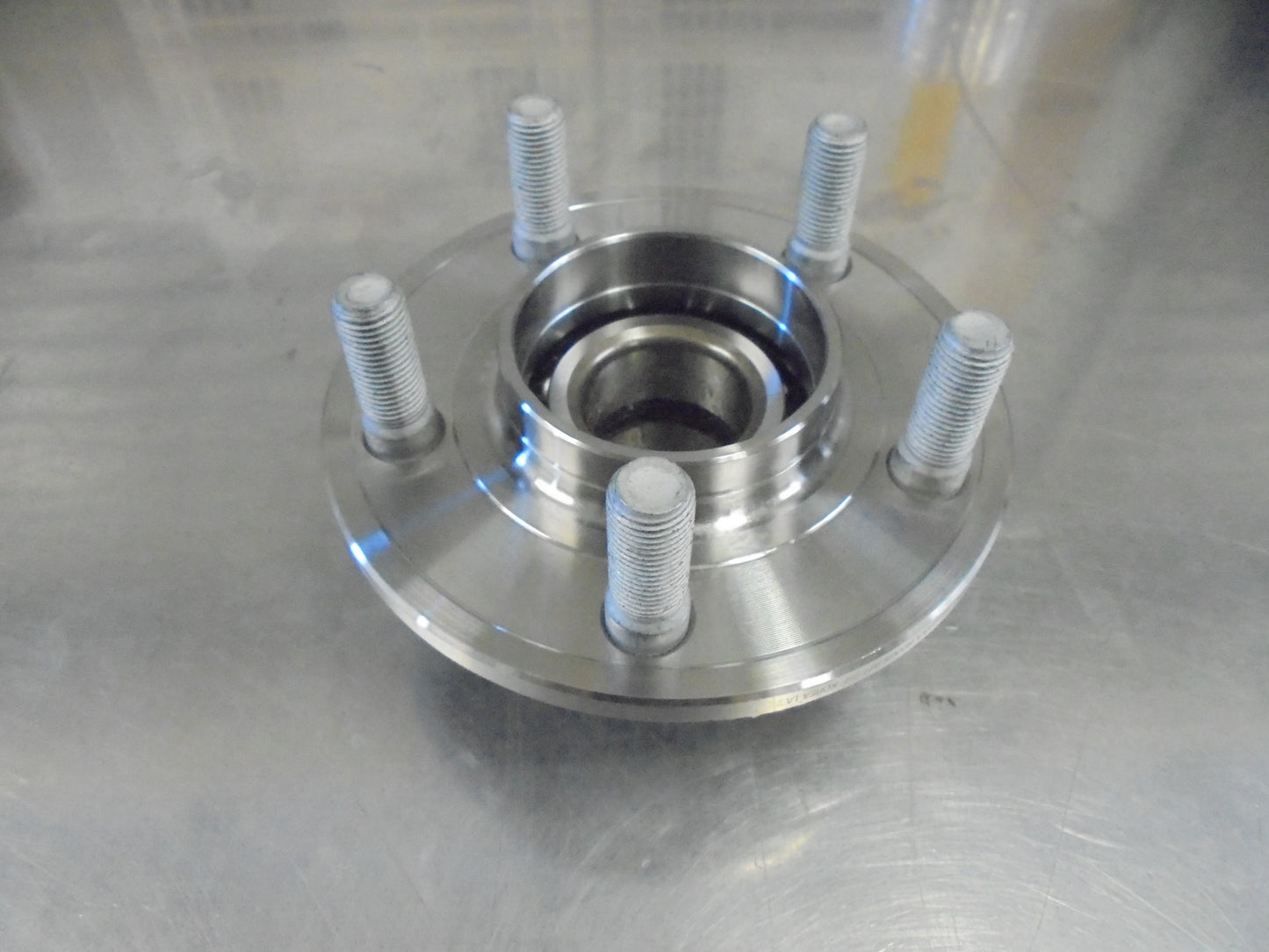 Chrysler 300-Dodge Challenger-Magnum Genuine Front Right Or Left Hub & Bearing New Part