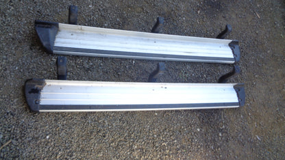 Mitsubishi Triton ML/MN Genuine Right Hand Replacement Side Step Used Part