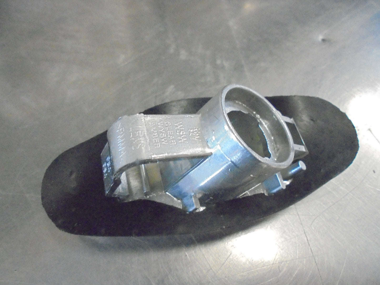 Holden VT Commodore Clear Guard Indicator Suits Both Left Or Right New Part