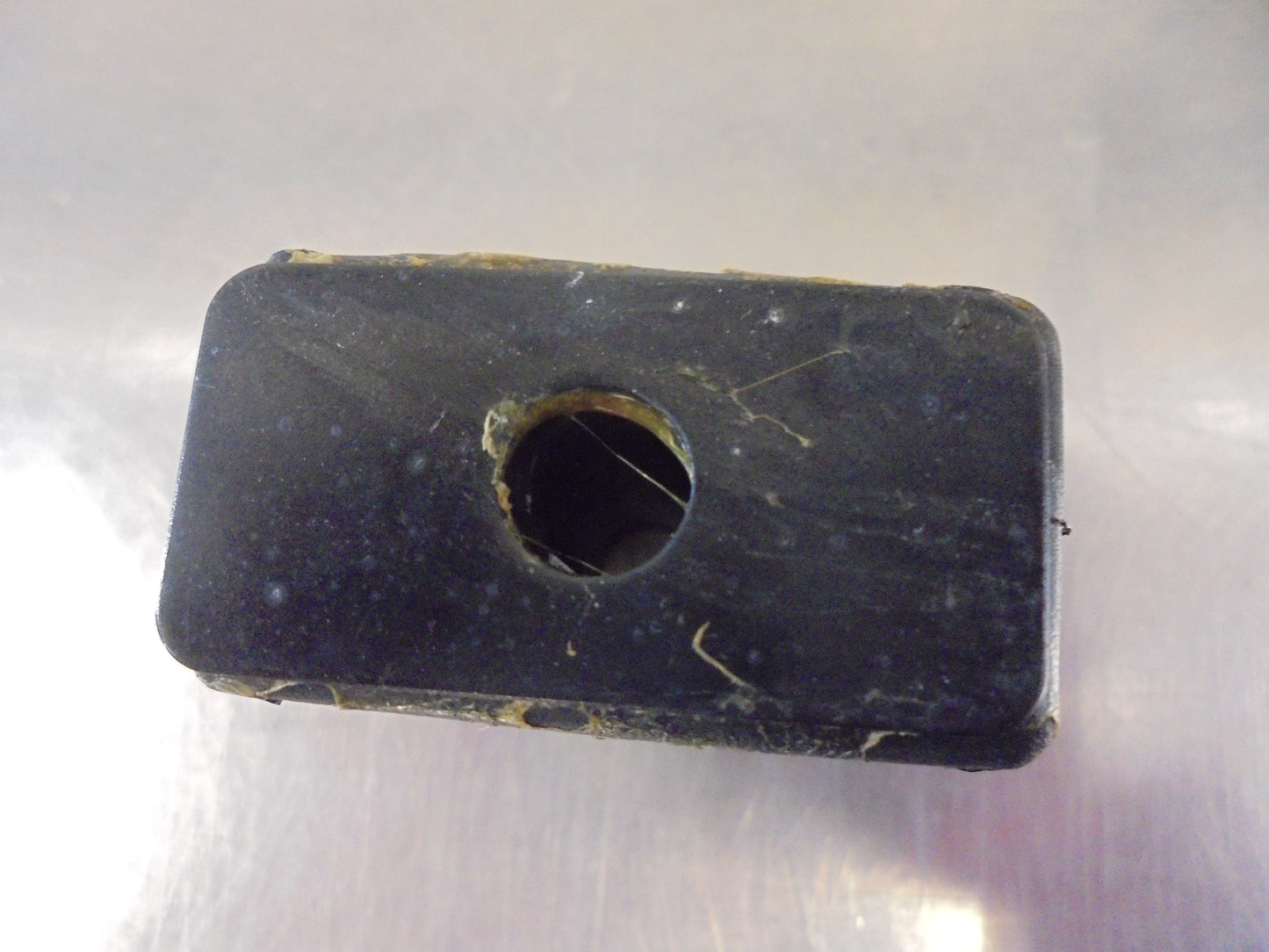 Nissan Navara D22 Genuine Front End Rubber New Part