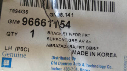 Holden Captiva Genuine Front Left Fender Mounting Bracket New Part