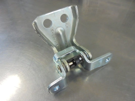 Holden Caprice Genuine Right Hand Rear Lower Door Hinge New Part