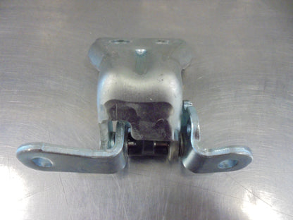 Holden Caprice Genuine Right Hand Rear Lower Door Hinge New Part