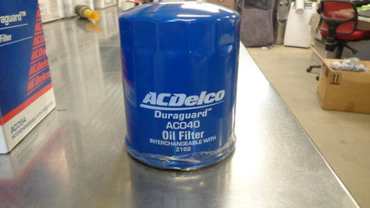 AcDelco Oil Filter Suits Holden Jackaroo-Rodeo-Canter Fuso Truck-Gehl Skid Steer-Mustang Skid Steer New Part