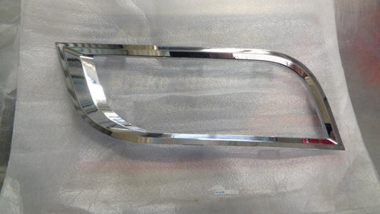 Holden RG Trailblazer Genuine Chrome Left Hand Fog Light Bezel New Part