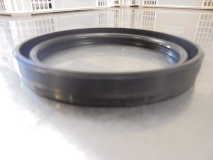 Holden VS-VY-VX-VY-WH-WK V6 Commodore Genuine Rear Main Oil Seal New Part